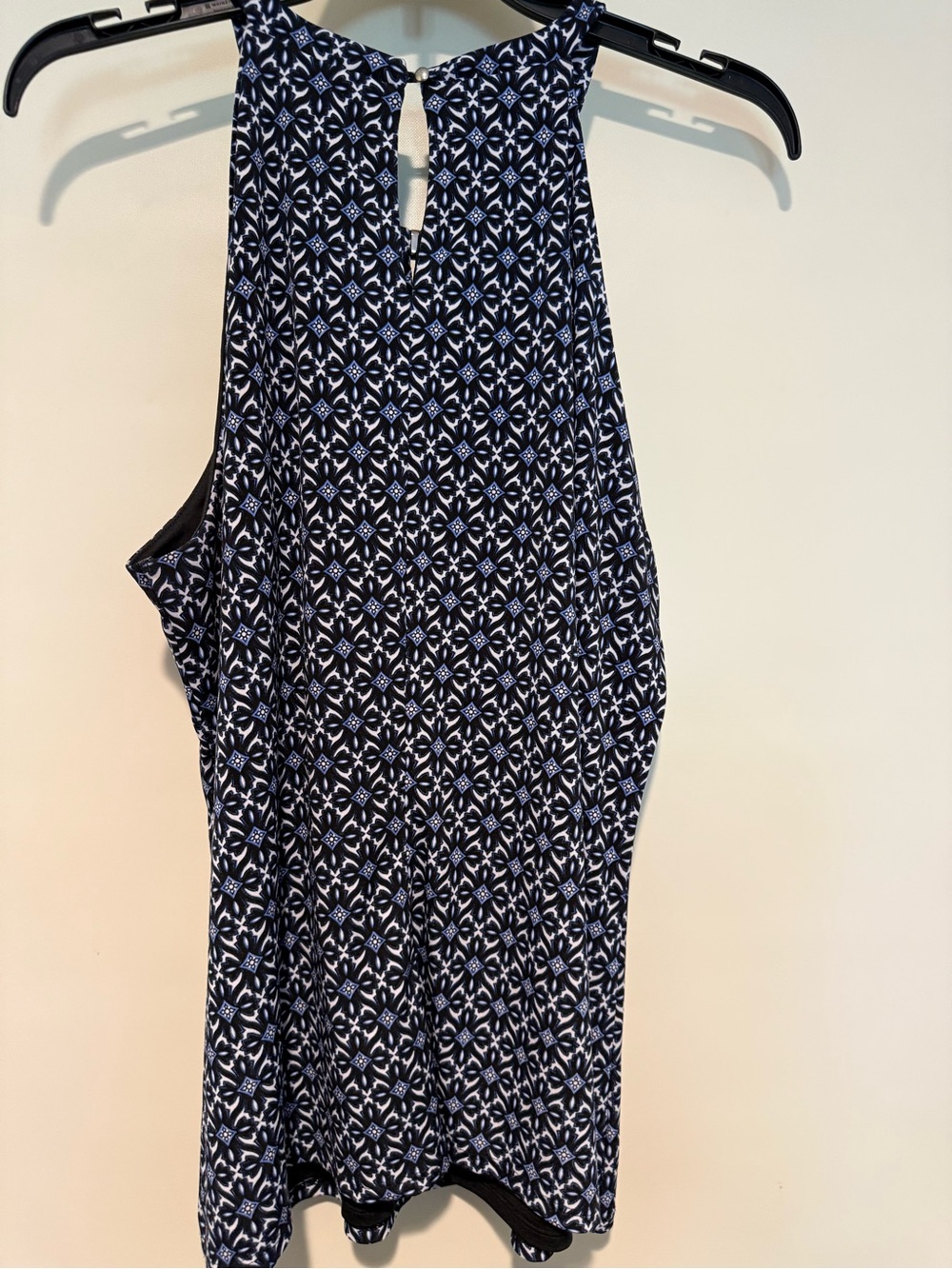 White House Black Market Halter Neck Black and Blue Tank Blouse, size xl - Picture 5 of 10